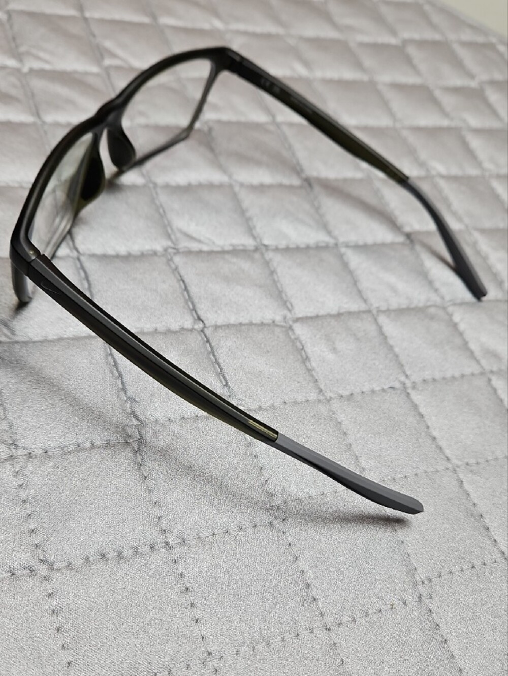 Nike Men's Black and Gray Eyewear Gold Temple Arm Nike 7116 Live Free - Picture 7 of 16